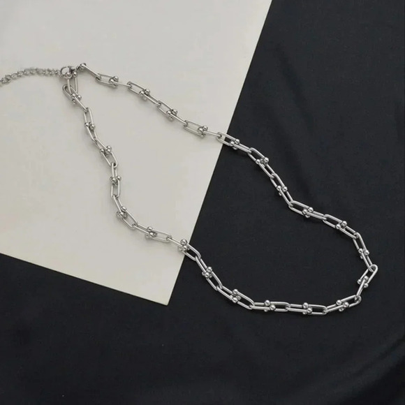 Sterling Silver U-shaped necklace U-Link modern thick chunky chain necklace - Picture 4 of 8